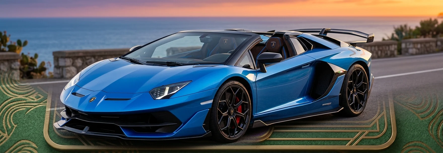 Une voiture de sport dorée garée sur un plateau de jeu, au bord de la mer